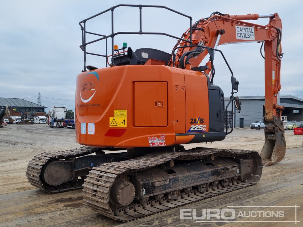 2021 Hitachi ZX225USLC-6 - Excavadora de cadenas: foto 5 2021 Hitachi ZX225USLC-6 - Excavadora de cadenas: foto 5