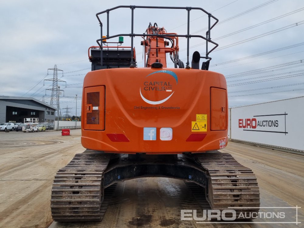 2021 Hitachi ZX225USLC-6 - Excavadora de cadenas: foto 4 2021 Hitachi ZX225USLC-6 - Excavadora de cadenas: foto 4