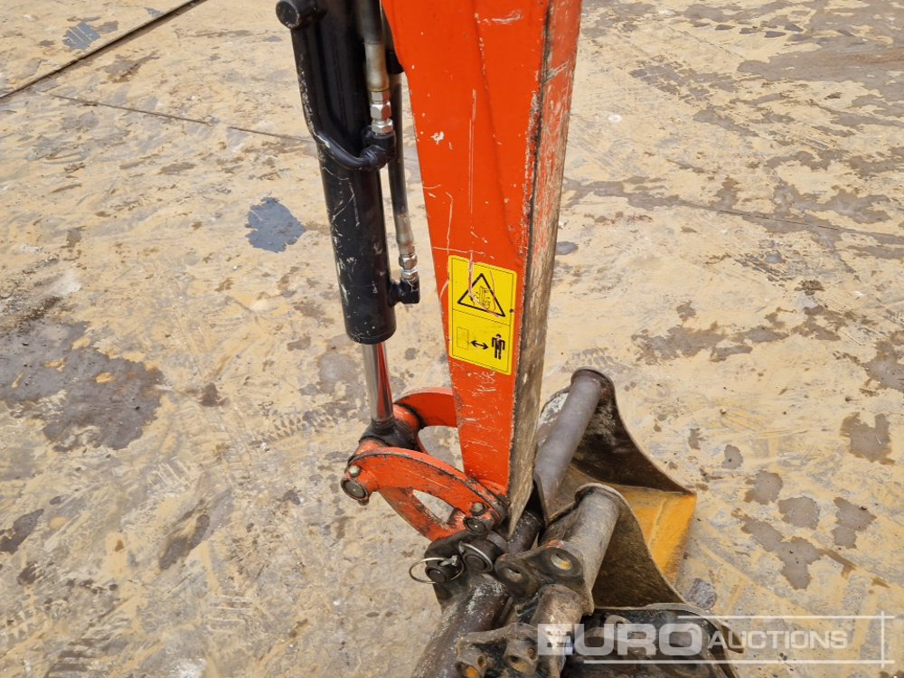 Miniexcavadora 2021 Kubota K008-3: foto 13