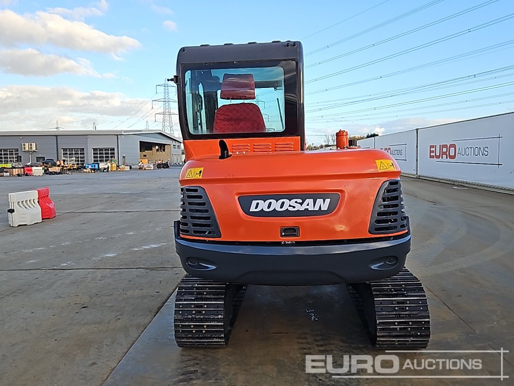 2022 Doosan DX60 - Miniexcavadora: foto 4 2022 Doosan DX60 - Miniexcavadora: foto 4