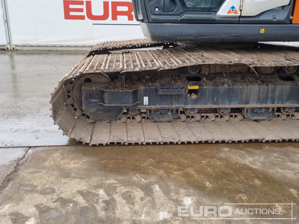 Excavadora de cadenas 2022 Hitachi ZX220LC: foto 20