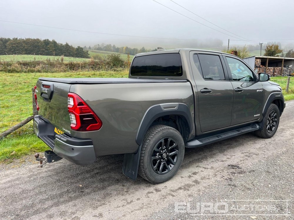 2023 Toyota Hilux Invincible X - Pick-up: foto 3 2023 Toyota Hilux Invincible X - Pick-up: foto 3
