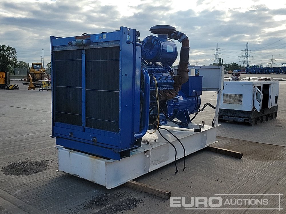 500kVA Skid Mounted Generator, Perkins V8 Engine - Generador industriale: foto 1 500kVA Skid Mounted Generator, Perkins V8 Engine - Generador industriale: foto 1