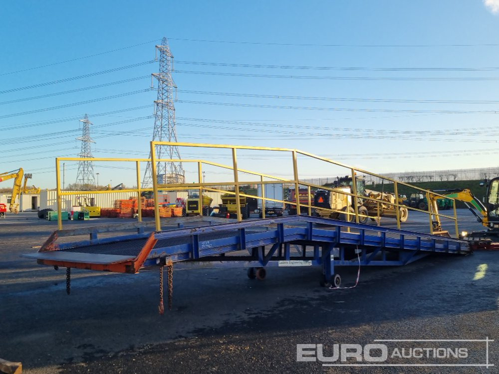 7' Loading Ramp - Rampa de carga: foto 1 7' Loading Ramp - Rampa de carga: foto 1