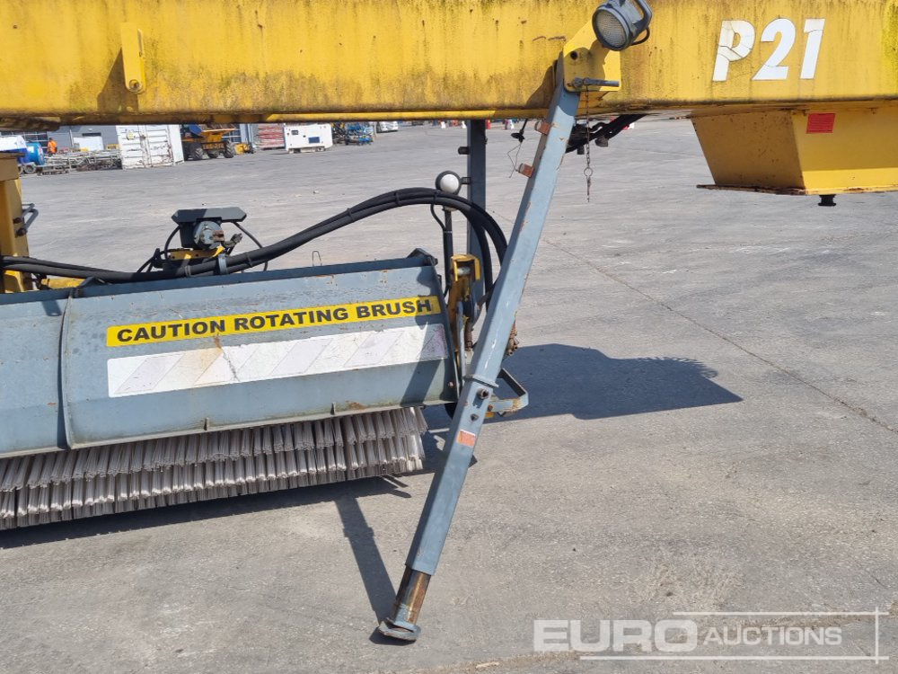 Soplador de nieve Bucher Schorling P21 Single Axle Runway Sweeper, Snow Clearing Brush, Snow Blower, Dryer: foto 20