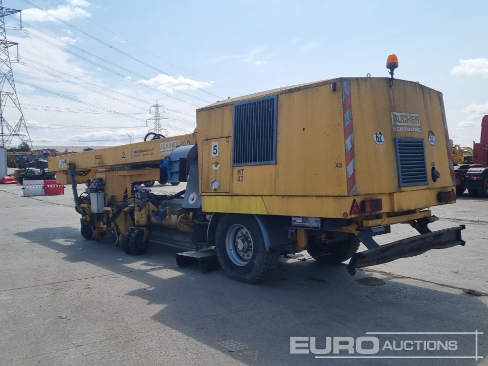 Bucher Schorling P21 Single Axle Runway Sweeper, Snow Clearing Brush, Snow Blower, Dryer - Soplador de nieve: foto 3 Bucher Schorling P21 Single Axle Runway Sweeper, Snow Clearing Brush, Snow Blower, Dryer - Soplador de nieve: foto 3