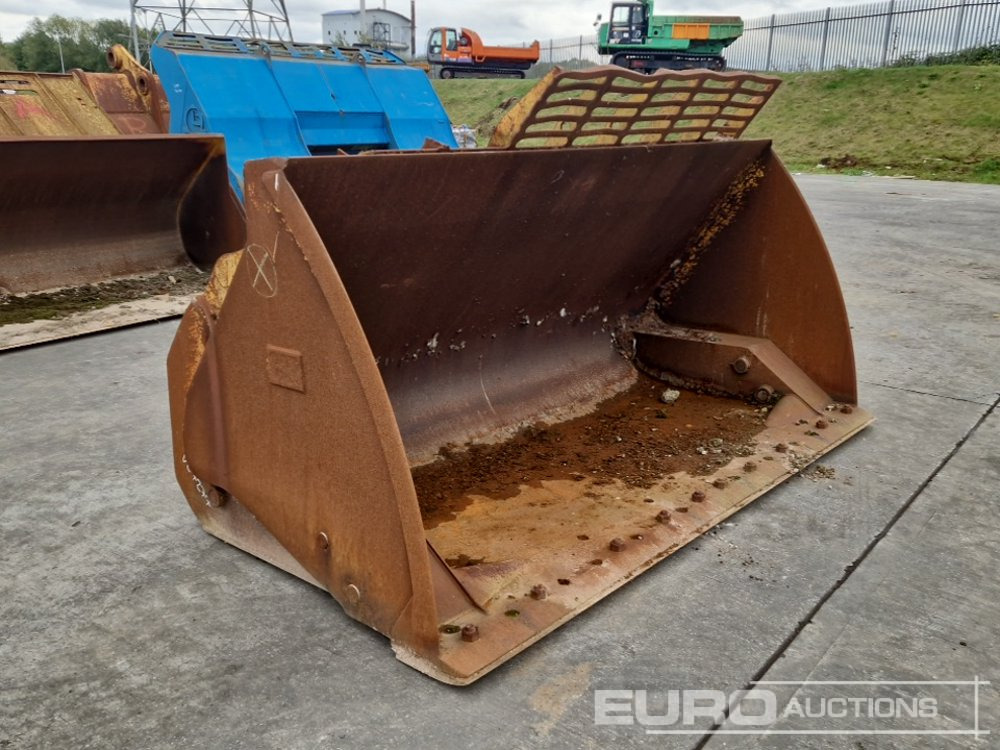 CAT 120" Hydraulic Hi Tip Loading Bucket to suit Wheeled Loader - Cazo: foto 1 CAT 120" Hydraulic Hi Tip Loading Bucket to suit Wheeled Loader - Cazo: foto 1