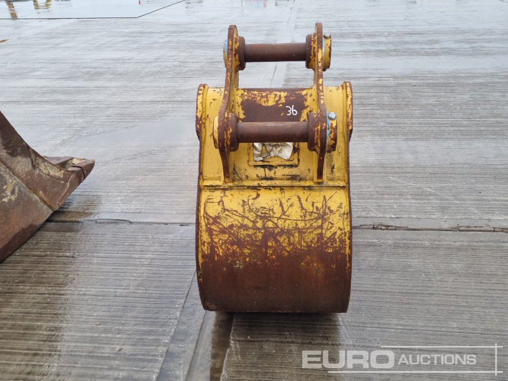 CAT 24" Digging Bucket 65mm Pin to suit 13 Ton Excavator - Cazo: foto 4 CAT 24" Digging Bucket 65mm Pin to suit 13 Ton Excavator - Cazo: foto 4