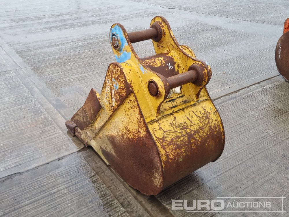 CAT 24" Digging Bucket 65mm Pin to suit 13 Ton Excavator - Cazo: foto 3 CAT 24" Digging Bucket 65mm Pin to suit 13 Ton Excavator - Cazo: foto 3