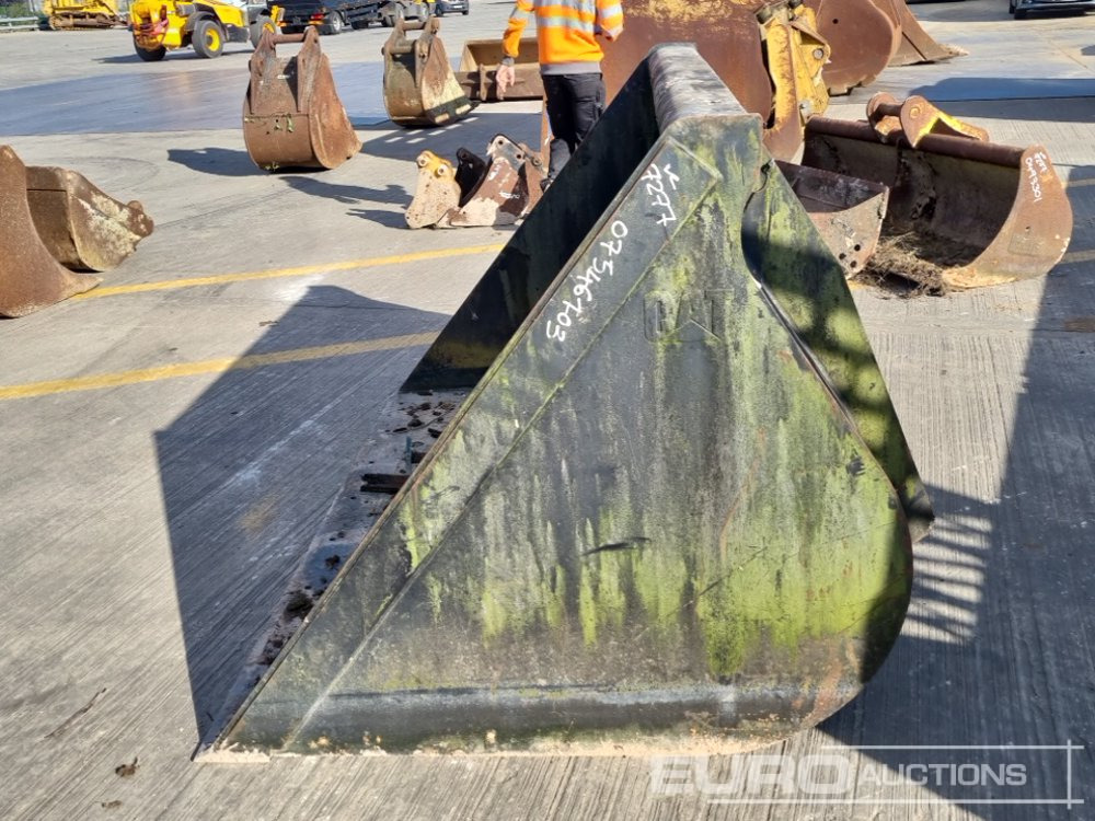 CAT 78" Loading Bucket to suit Skidsteer Loader - Cazo: foto 2 CAT 78" Loading Bucket to suit Skidsteer Loader - Cazo: foto 2