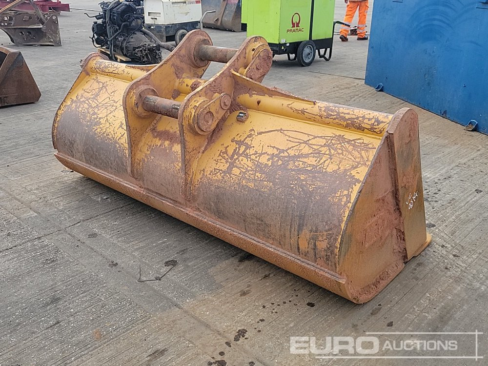 CAT 84" Ditching Bucket 80mm Pin to suit 20 Ton Excavator - Cazo: foto 5 CAT 84" Ditching Bucket 80mm Pin to suit 20 Ton Excavator - Cazo: foto 5