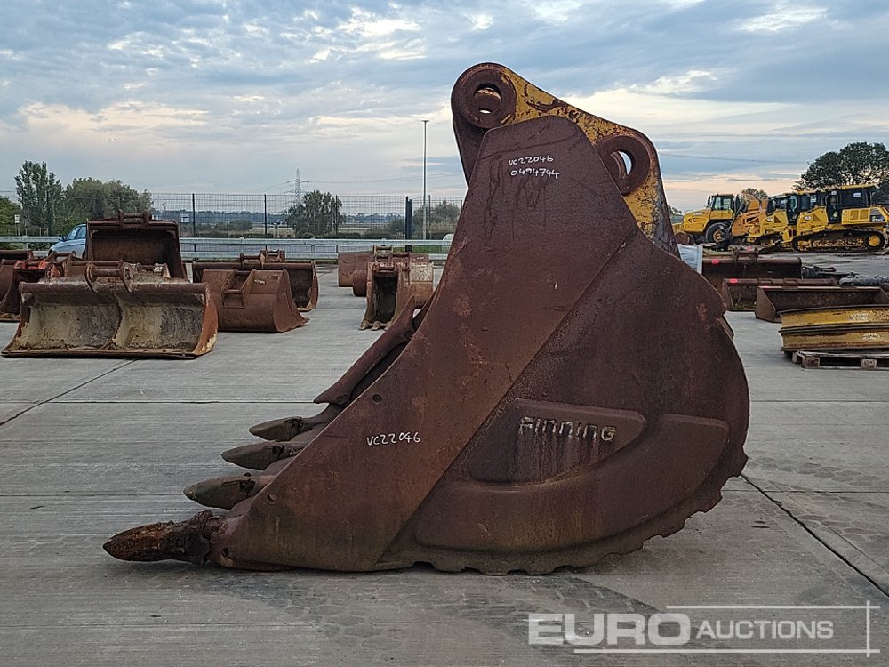 CAT 86" Digging Bucket 130mm Pin to suit 70 Ton Excavator - Cazo: foto 2 CAT 86" Digging Bucket 130mm Pin to suit 70 Ton Excavator - Cazo: foto 2