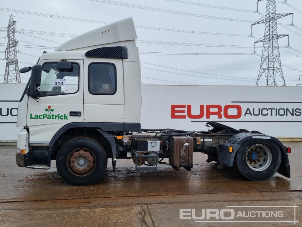 2000 Volvo FM12-380 - Cabeza tractora: foto 2 2000 Volvo FM12-380 - Cabeza tractora: foto 2