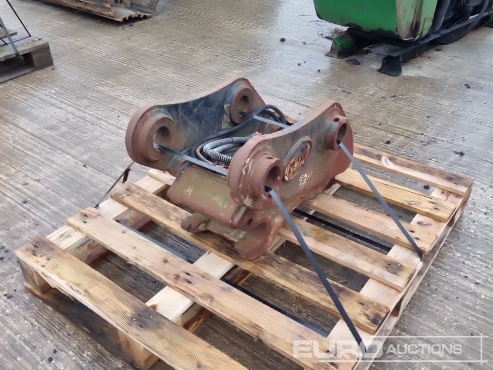 Geith Hydraulic Dedicated QH 65mm Pin to suit 13 Ton Excavator - Cazo: foto 1 Geith Hydraulic Dedicated QH 65mm Pin to suit 13 Ton Excavator - Cazo: foto 1