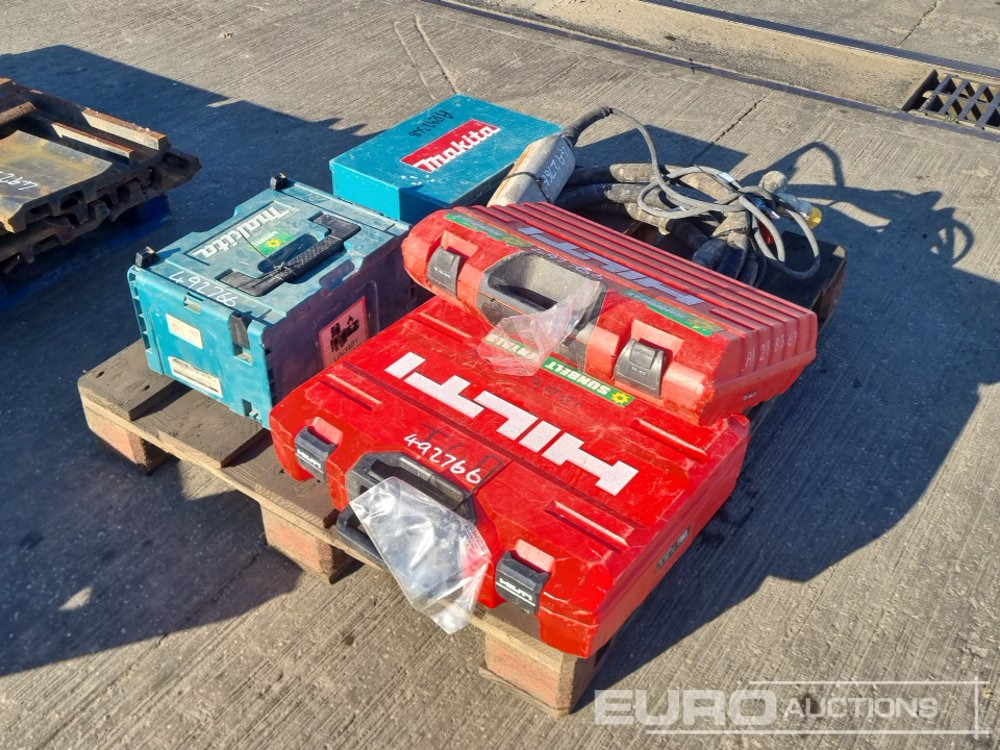 Hilti TE30 110Volt Hammer Drill, Hilti TE6-A36 Battery Hammer Drill, Makita 6906 110Volt Impact Driver, Makita DTW1001 Battery Impact Driver, 110Volt Concrete Poker - Equipo de construcción: foto 1 Hilti TE30 110Volt Hammer Drill, Hilti TE6-A36 Battery Hammer Drill, Makita 6906 110Volt Impact Driver, Makita DTW1001 Battery Impact Driver, 110Volt Concrete Poker - Equipo de construcción: foto 1
