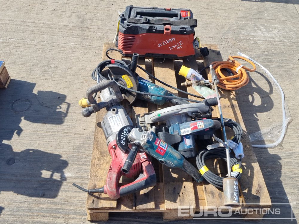 Hilti VC40-UM 110 Volt Vacuum Cleaner, Milwaukee 110Volt Hand Held Breaker, Makita 110Volt Angle Grinder (2 of), Bosh 110 Volt Circular Saw, Propane Burner & Regulator - Equipo de construcción: foto 3 Hilti VC40-UM 110 Volt Vacuum Cleaner, Milwaukee 110Volt Hand Held Breaker, Makita 110Volt Angle Grinder (2 of), Bosh 110 Volt Circular Saw, Propane Burner & Regulator - Equipo de construcción: foto 3