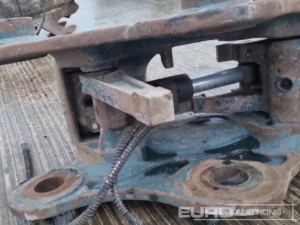 Acoplamiento rápido Hydraulic Double Lock Quick Hitch 80mm Pin to suit 20 Ton Excavator: foto 12 Acoplamiento rápido Hydraulic Double Lock Quick Hitch 80mm Pin to suit 20 Ton Excavator: foto 12