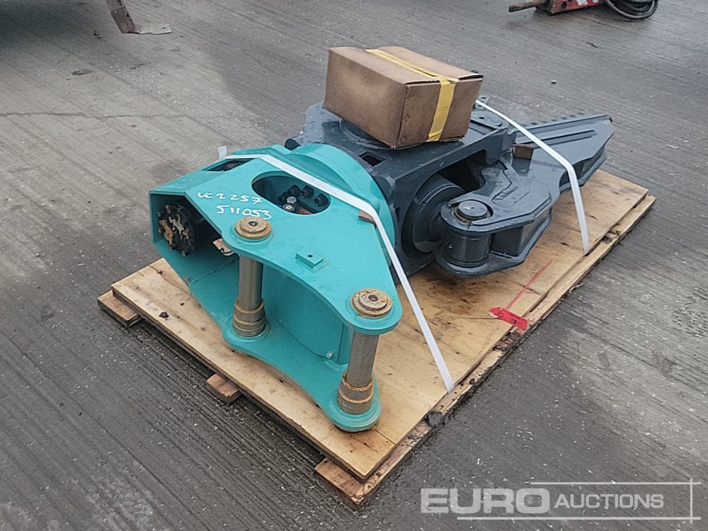 Hydraulic Rotating Shear 50mm Pin to suit 6-8 Ton Excavator - Implemento para Excavadora: foto 1 Hydraulic Rotating Shear 50mm Pin to suit 6-8 Ton Excavator - Implemento para Excavadora: foto 1