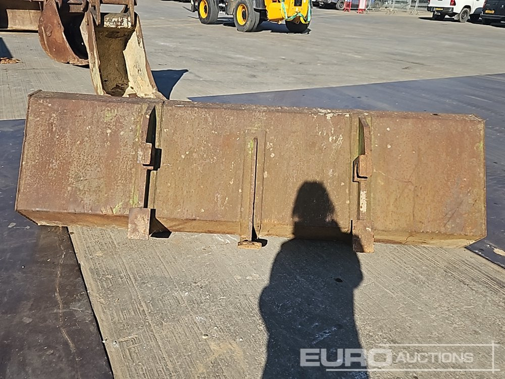 JCB 92" Loading Bucket to suit Telehandler - Cazo: foto 4 JCB 92" Loading Bucket to suit Telehandler - Cazo: foto 4