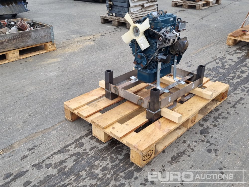 Kubota 3 Cylinder Engine - Motor: foto 3 Kubota 3 Cylinder Engine - Motor: foto 3