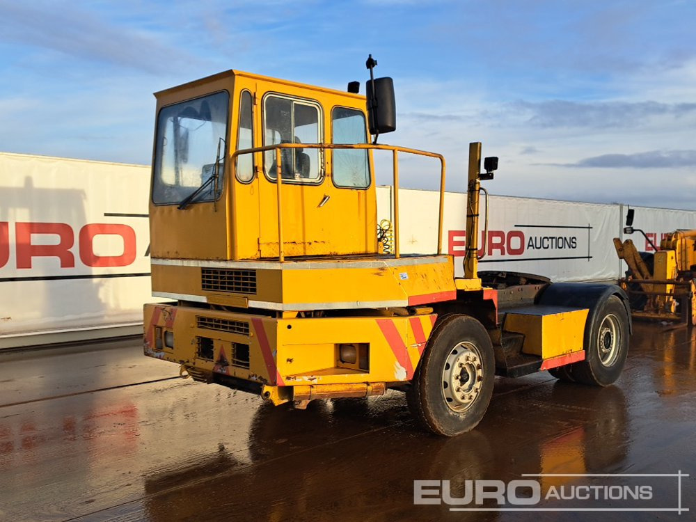 ML Douglas 4x2 Shunter - Tractor industrial: foto 1 ML Douglas 4x2 Shunter - Tractor industrial: foto 1
