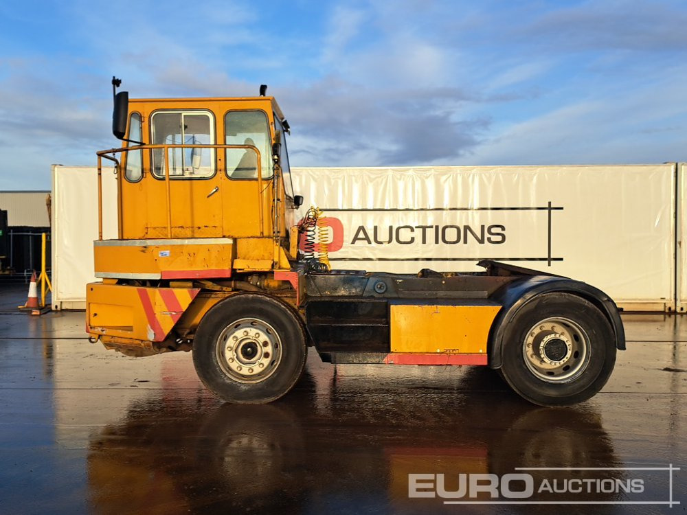 ML Douglas 4x2 Shunter - Tractor industrial: foto 2 ML Douglas 4x2 Shunter - Tractor industrial: foto 2