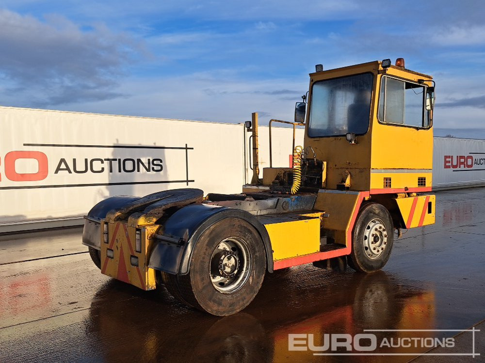 ML Douglas 4x2 Shunter - Tractor industrial: foto 5 ML Douglas 4x2 Shunter - Tractor industrial: foto 5