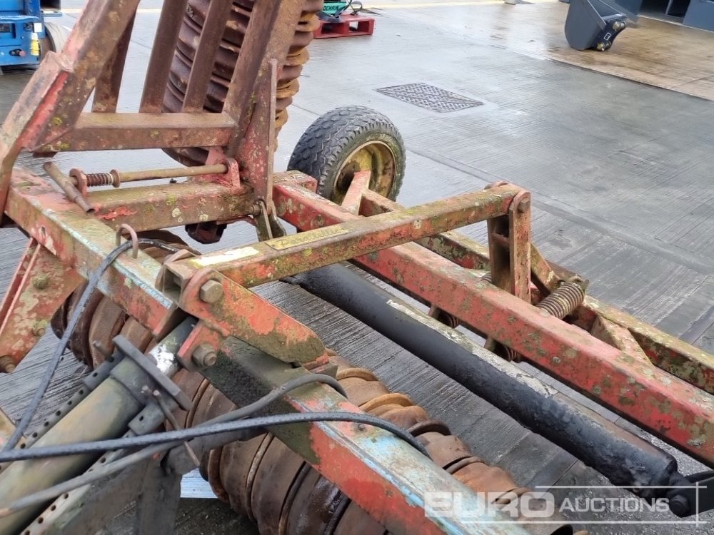 Maquinaria agrícola Vaderstad Single Axle Draw Bar Hydraulic Folding Ring Roller: foto 14 Maquinaria agrícola Vaderstad Single Axle Draw Bar Hydraulic Folding Ring Roller: foto 14