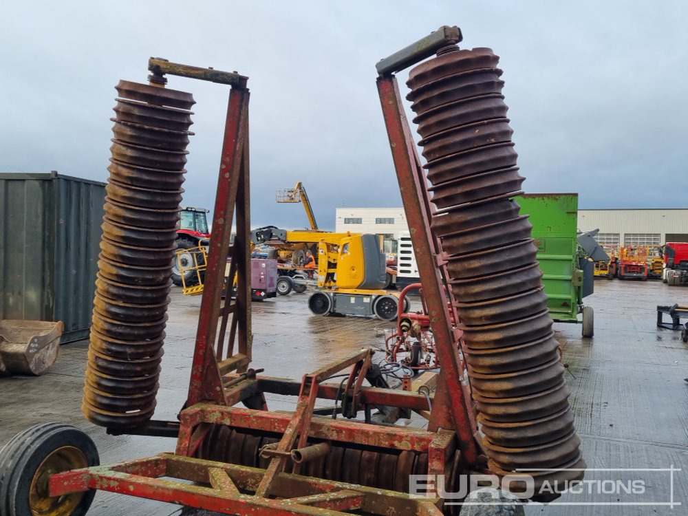 Maquinaria agrícola Vaderstad Single Axle Draw Bar Hydraulic Folding Ring Roller: foto 19 Maquinaria agrícola Vaderstad Single Axle Draw Bar Hydraulic Folding Ring Roller: foto 19