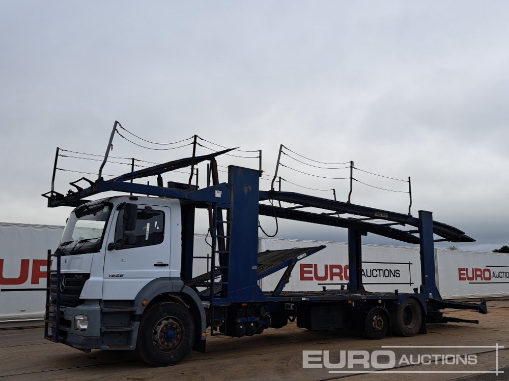 Mercedes Axor 1828 - Camión portavehículos: foto 1 Mercedes Axor 1828 - Camión portavehículos: foto 1