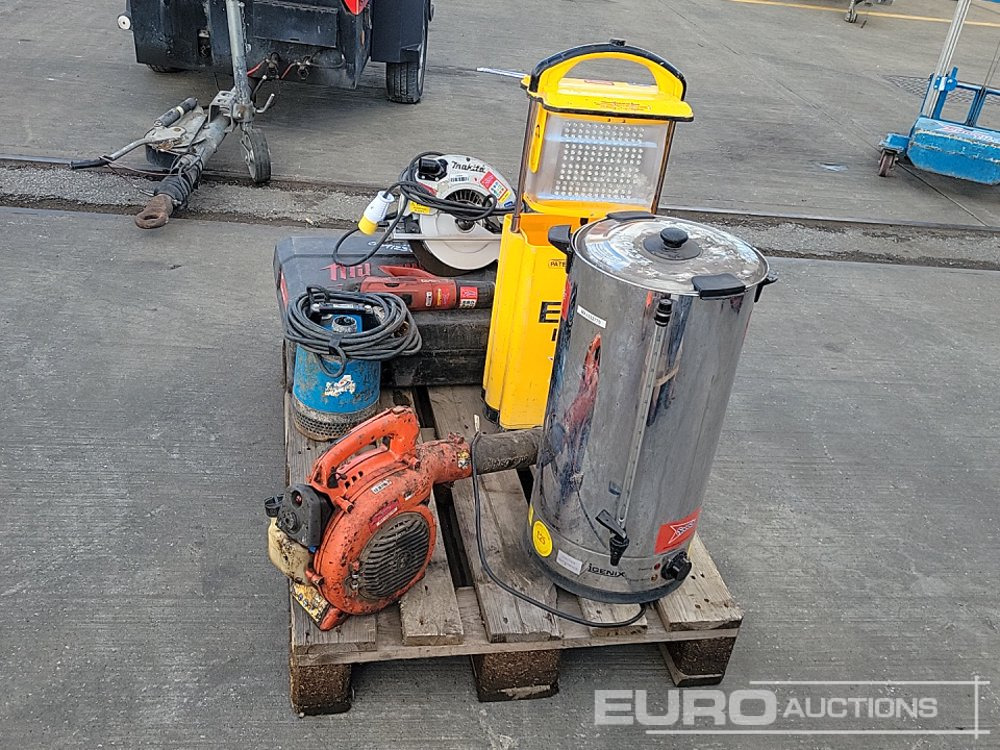 Milwaukee Battery Mag Drill, 110Volt Makita Rip Saw, Petrol Leaf Blower, 110Volt Water Pump, 240Volt Water Boiler, Hilti Rivet Gun, 240Volt Portable LED Light - Equipo de construcción: foto 2 Milwaukee Battery Mag Drill, 110Volt Makita Rip Saw, Petrol Leaf Blower, 110Volt Water Pump, 240Volt Water Boiler, Hilti Rivet Gun, 240Volt Portable LED Light - Equipo de construcción: foto 2