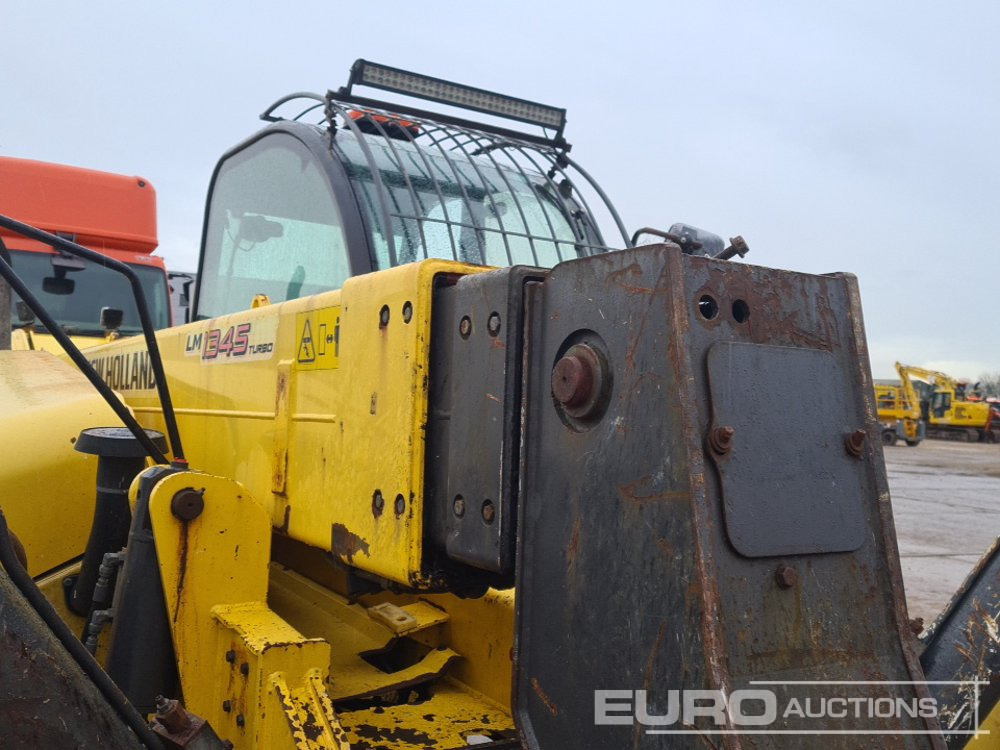 Manipulador telescópico New Holland LM1345: foto 19 Manipulador telescópico New Holland LM1345: foto 19