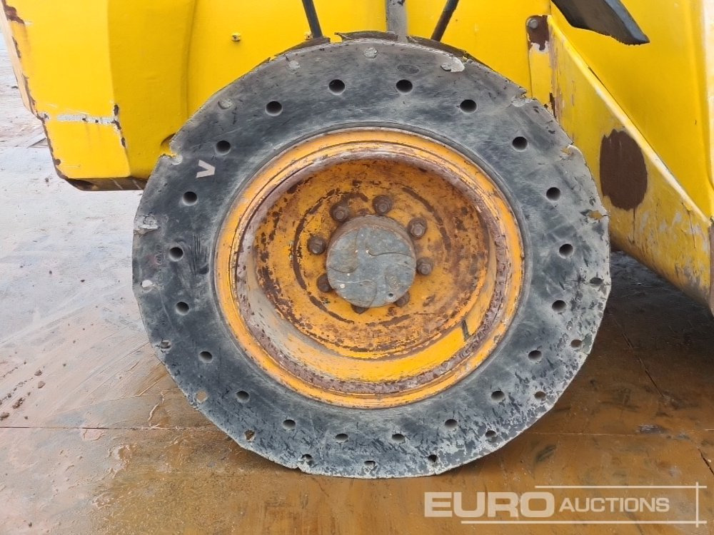 Manipulador telescópico New Holland LM1345: foto 11 Manipulador telescópico New Holland LM1345: foto 11