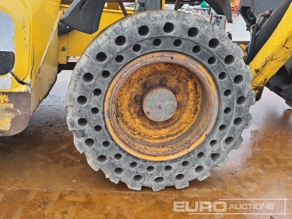 Manipulador telescópico New Holland LM1345: foto 12 Manipulador telescópico New Holland LM1345: foto 12