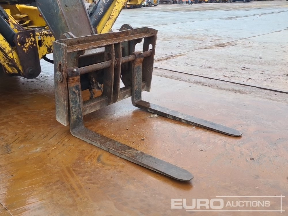 Manipulador telescópico New Holland LM1345: foto 23 Manipulador telescópico New Holland LM1345: foto 23