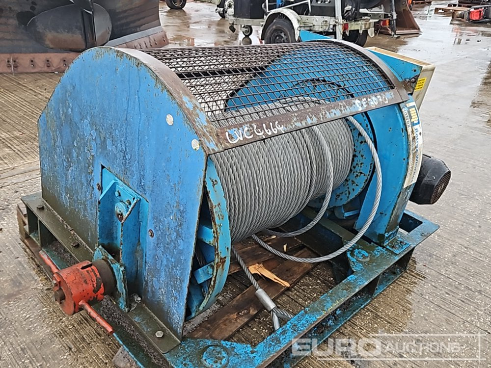 Nim 240Volt Winch - Cabrestante: foto 3 Nim 240Volt Winch - Cabrestante: foto 3