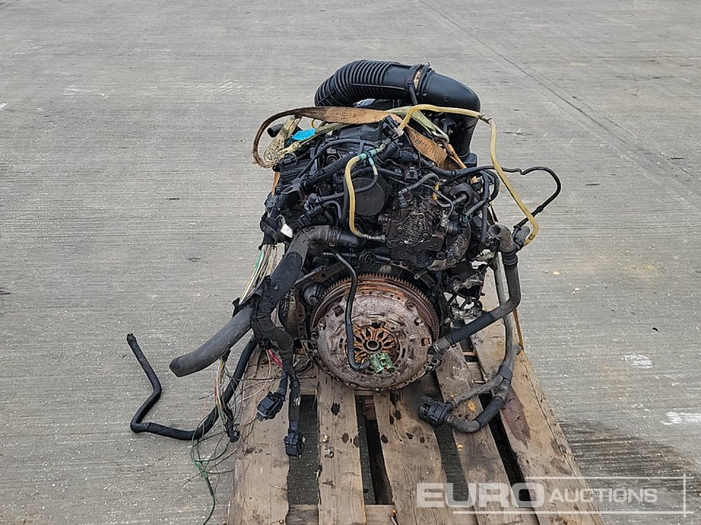 Renault 3 Cylinder Engine - Motor: foto 4 Renault 3 Cylinder Engine - Motor: foto 4