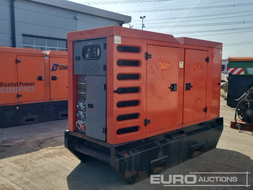 SDMO R110 - Generador industriale: foto 1 SDMO R110 - Generador industriale: foto 1