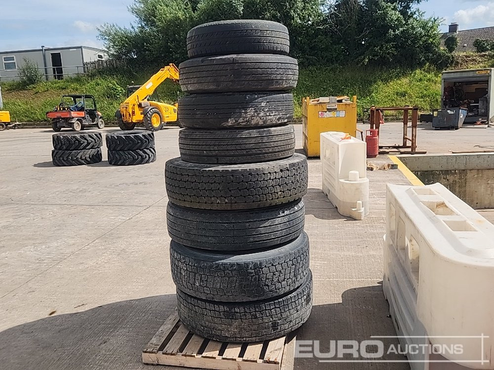 Tyre & Rim to suit Lorry/Trailer (8 of) - Neumático: foto 2 Tyre & Rim to suit Lorry/Trailer (8 of) - Neumático: foto 2