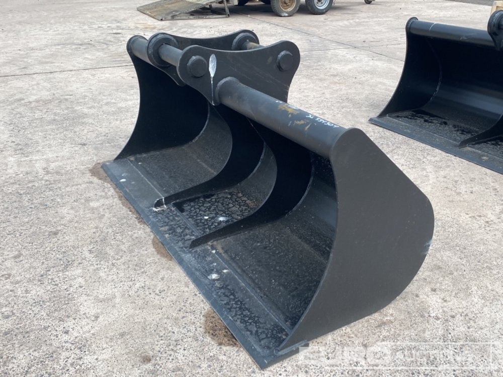 Unused 72" Ditching Bucket 65mm Pin to suit 13 Ton Excavator - Cazo: foto 3 Unused 72" Ditching Bucket 65mm Pin to suit 13 Ton Excavator - Cazo: foto 3