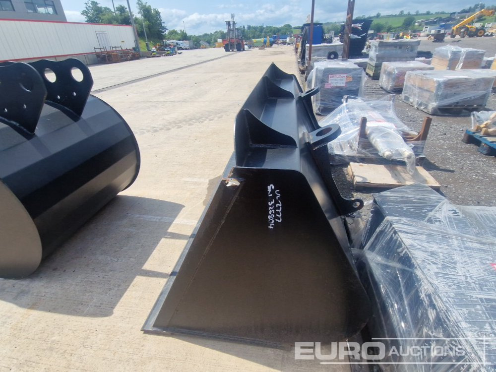 Unused 90" Front Loading Bucket, Pin & Cone to suit Telehandler - Cazo: foto 2 Unused 90" Front Loading Bucket, Pin & Cone to suit Telehandler - Cazo: foto 2