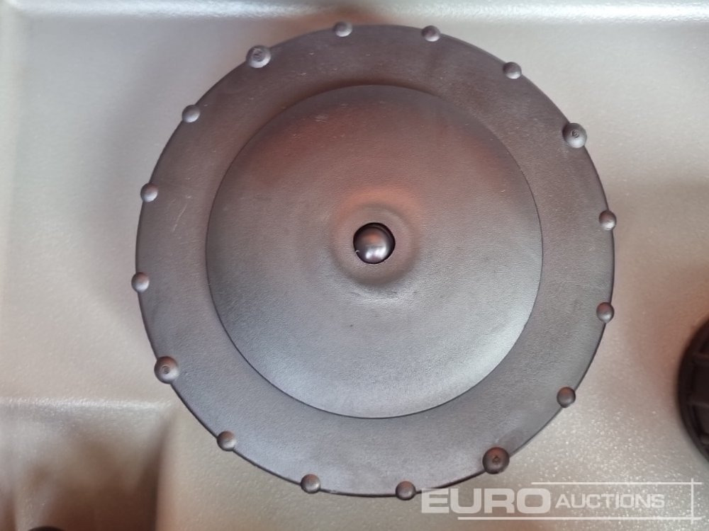 Tanque de almacenamiento Unused Boss DD500: foto 17 Tanque de almacenamiento Unused Boss DD500: foto 17