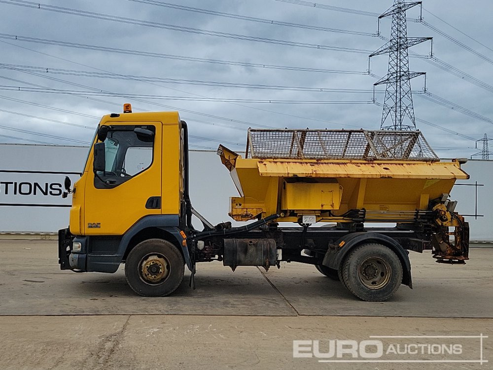 2003 DAF LF45.150 - Vehículo municipal: foto 2 2003 DAF LF45.150 - Vehículo municipal: foto 2