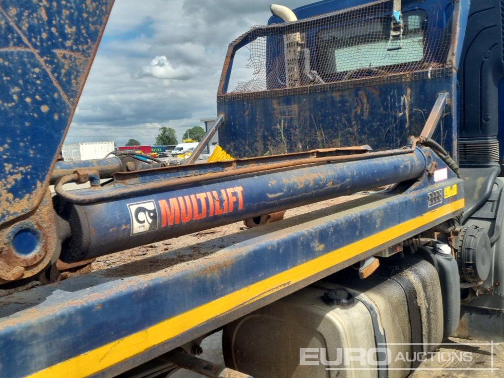 Camión portacontenedor de cadenas Volvo 4x2 Skip Loader Lorry, Extendable Arms, Manual Gearbox (Reg. Docs. & Plating Certificate Available): foto 20