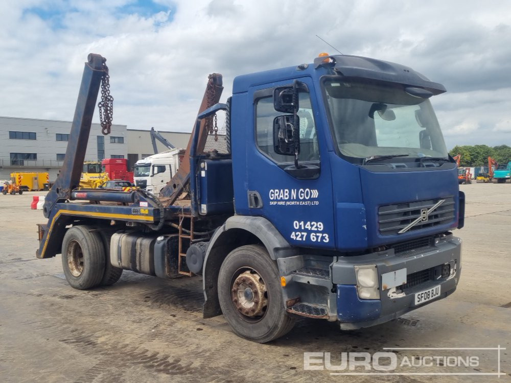 Camión portacontenedor de cadenas Volvo 4x2 Skip Loader Lorry, Extendable Arms, Manual Gearbox (Reg. Docs. & Plating Certificate Available): foto 7