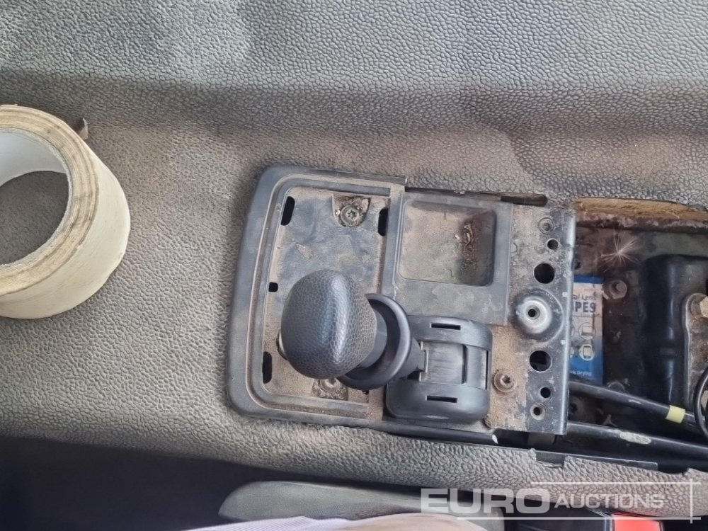 Camión portacontenedor de cadenas Volvo 4x2 Skip Loader Lorry, Extendable Arms, Manual Gearbox (Reg. Docs. & Plating Certificate Available): foto 29