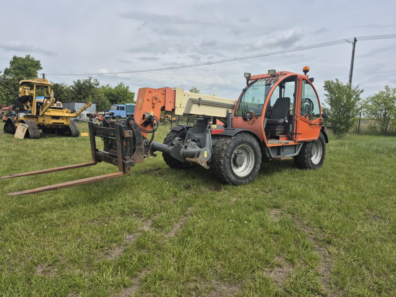 JLG 4013 - Cargadora de ruedas telescópica: foto 3 JLG 4013 - Cargadora de ruedas telescópica: foto 3