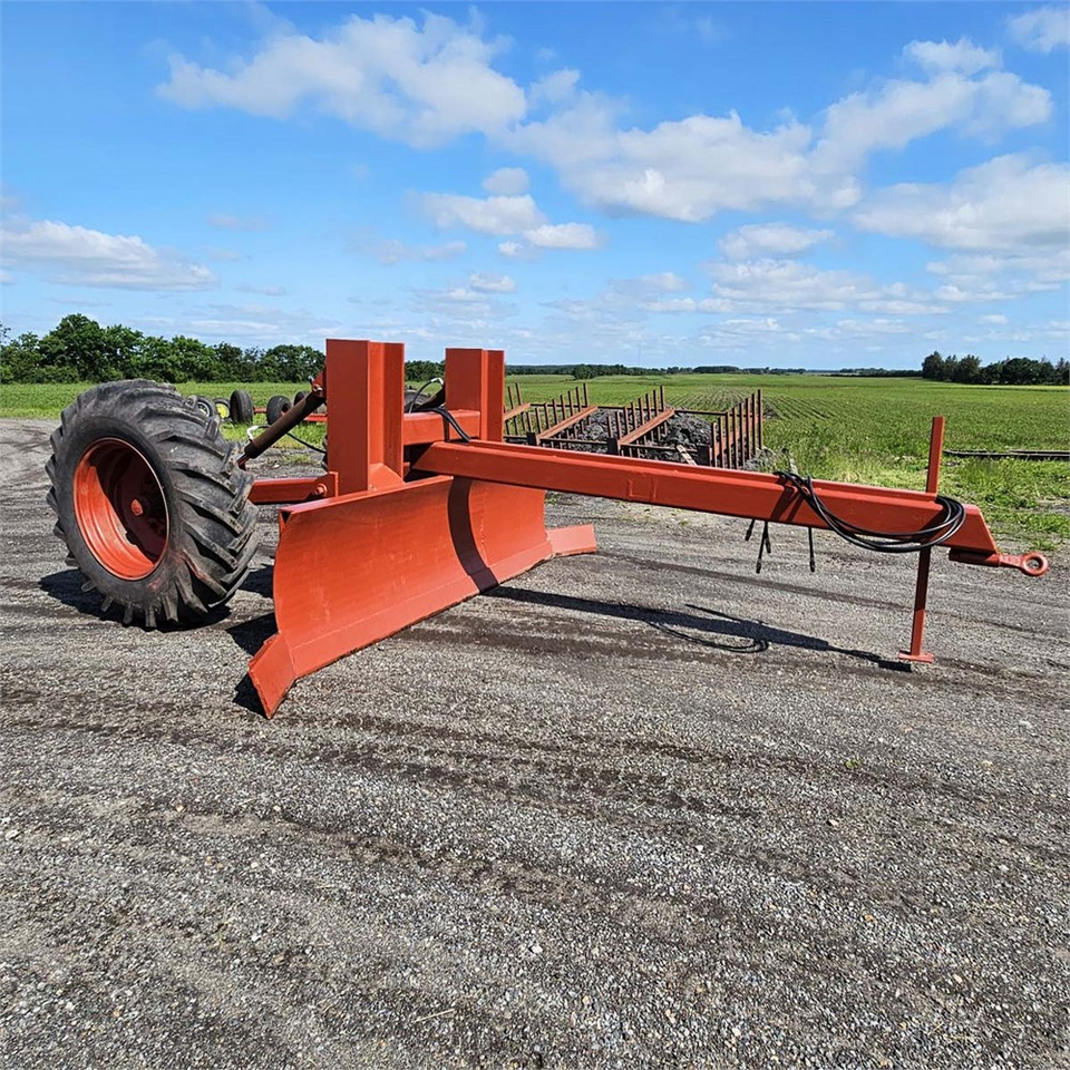 ABC 3,8 m - Mototraílla: foto 1 ABC 3,8 m - Mototraílla: foto 1