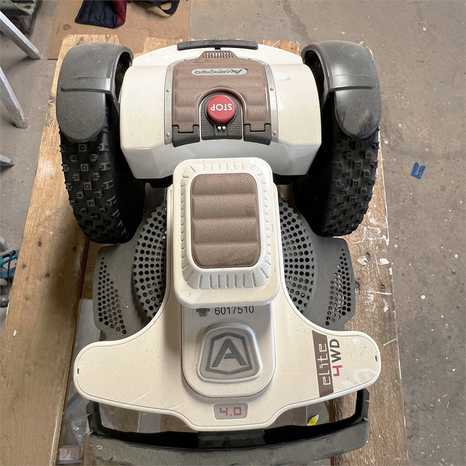 Ambrogio 4.0 Elite Premium 4 wd - Cortacésped: foto 4 Ambrogio 4.0 Elite Premium 4 wd - Cortacésped: foto 4