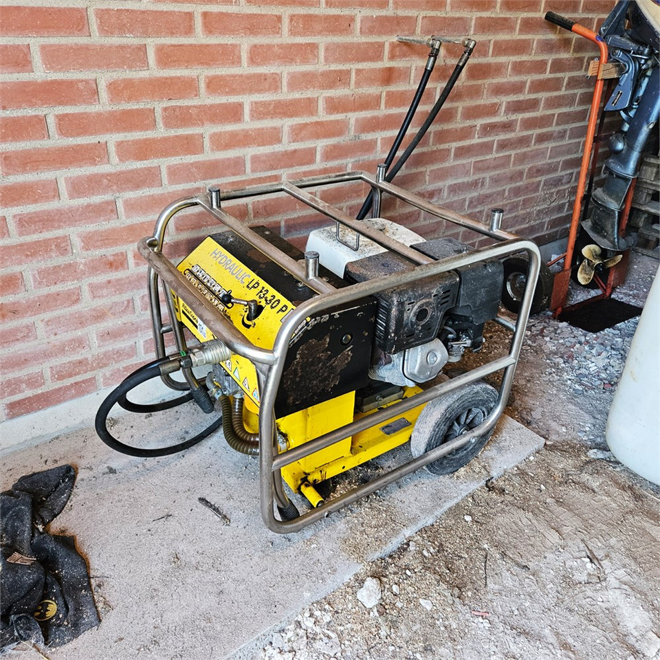 Equipo de construcción Atlas Copco LP 13-30 P: foto 7